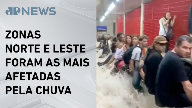 Enxurrada invade estação de metrô em SP e assusta passageiros
