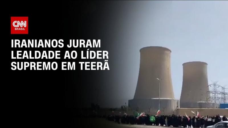 Multidão se reúne em Teerã para jurar lealdade ao líder Supremo